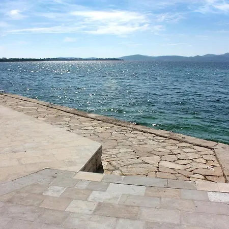 Triple Diklo 16023j Pensión Zadar
